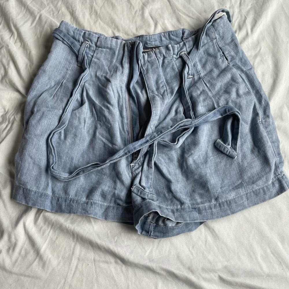Abercrombie  and Fitch denim drawstring shirt size small.